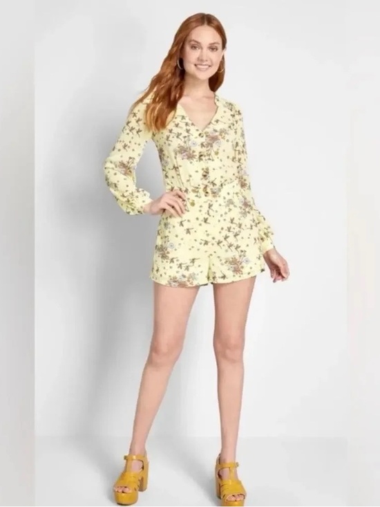 Modcloth Pants - ModCloth Yellow Dragonfly Retro Floral Time to Suit Up Long Sleeve Romper